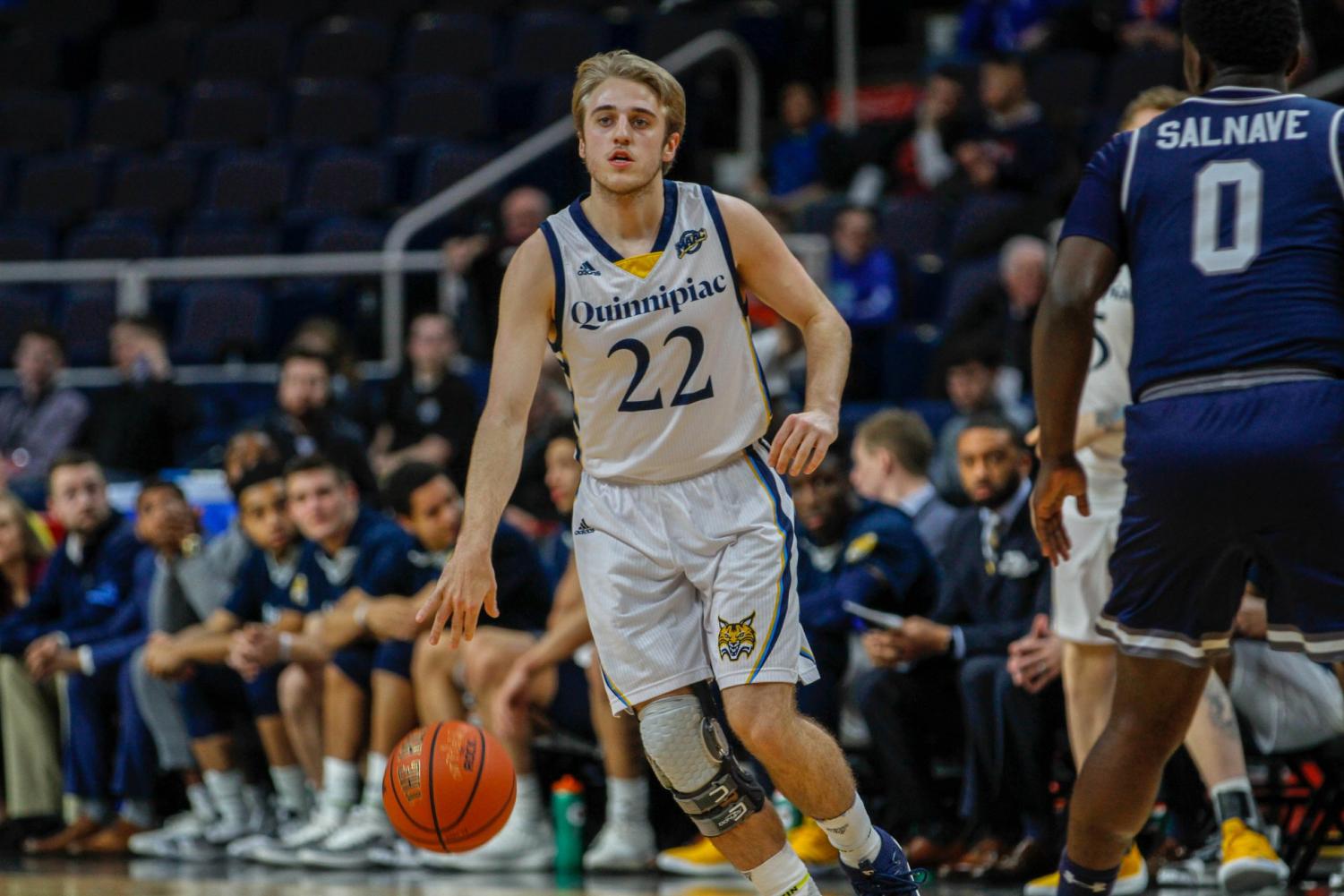 Quinnipiac basketball deals