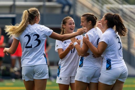 Quinnipiac clinches MAAC regular season title with 3-0 victory over Mount St. Mary’s