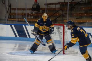 Angers stands tall late as No. 8 Quinnipiac ties No. 6 Minnesota Duluth through overtime