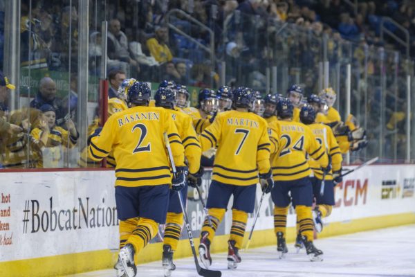 Quinnipiac downs RPI 6-2 to complete the weekend sweep