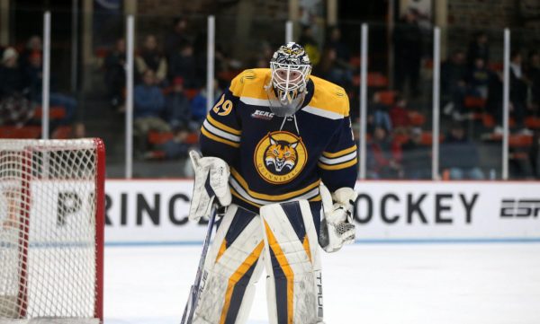 Quinnipiac suffers tough loss to Clarkson in hard-hitting ECAC matchup